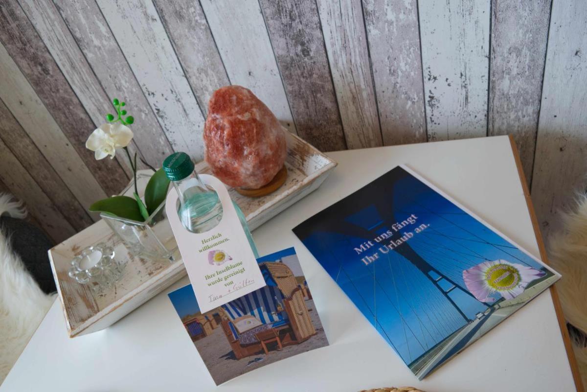 Inselblume 80 - Gemuetliche Ferienwohnung, Blick Auf Die Fehmarnsundbruecke Burgtiefe auf Fehmarn エクステリア 写真
